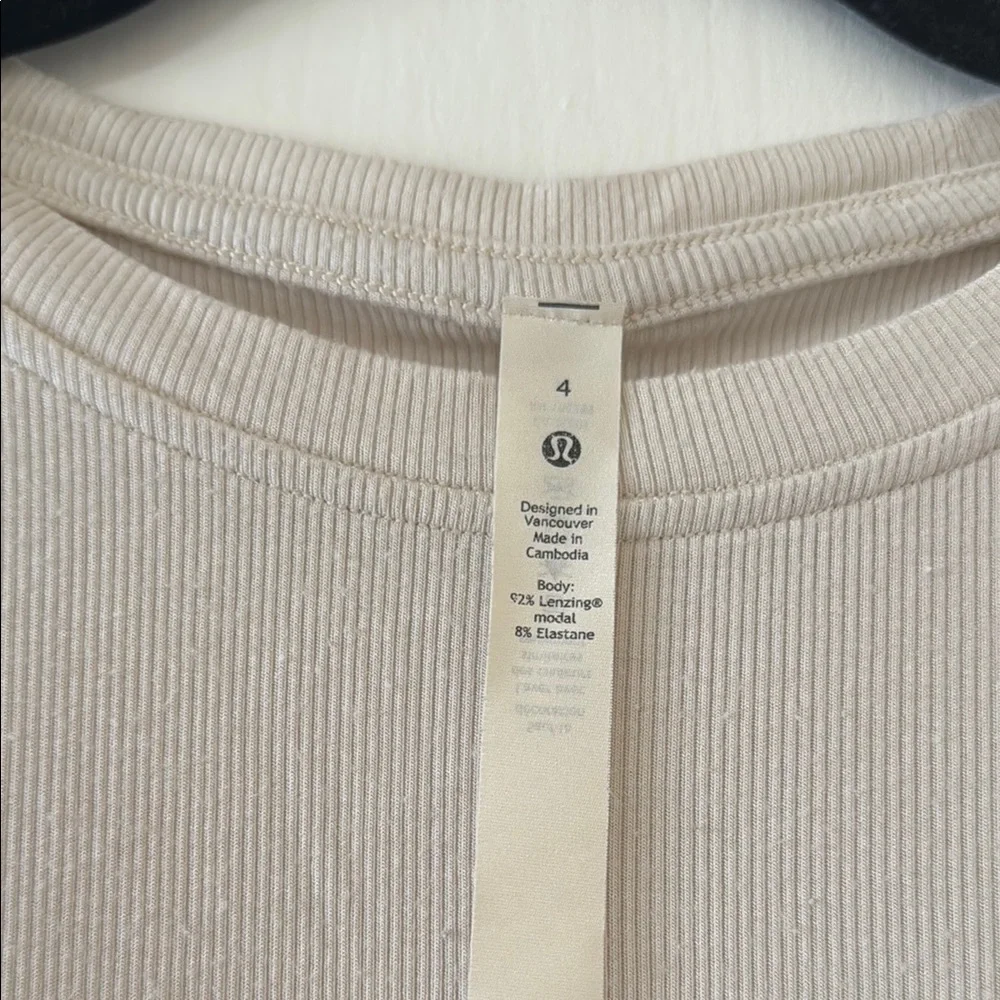 Lululemon Ribbed Shirt - Picture 3 of 4
